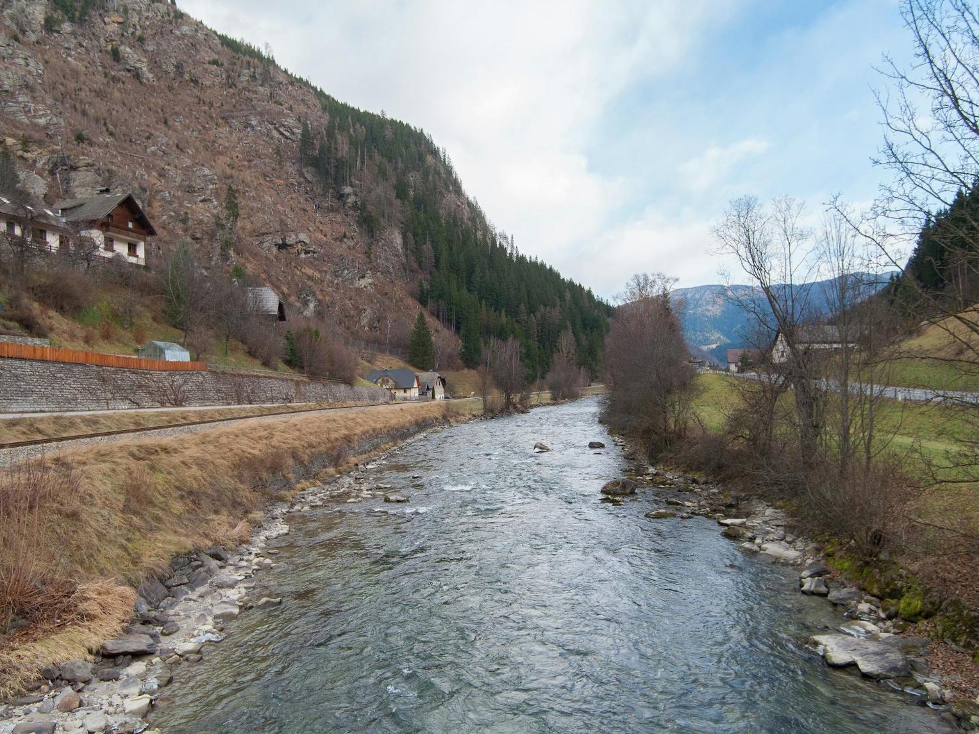 Chalet In Stadl An Der Mur Styria With Terrace エクステリア 写真